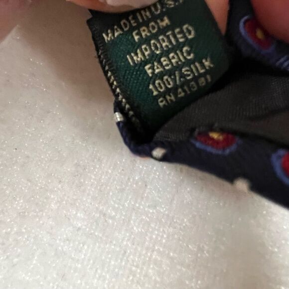 - Ralph Lauren medallion silk tie. - Picture 5 of 6